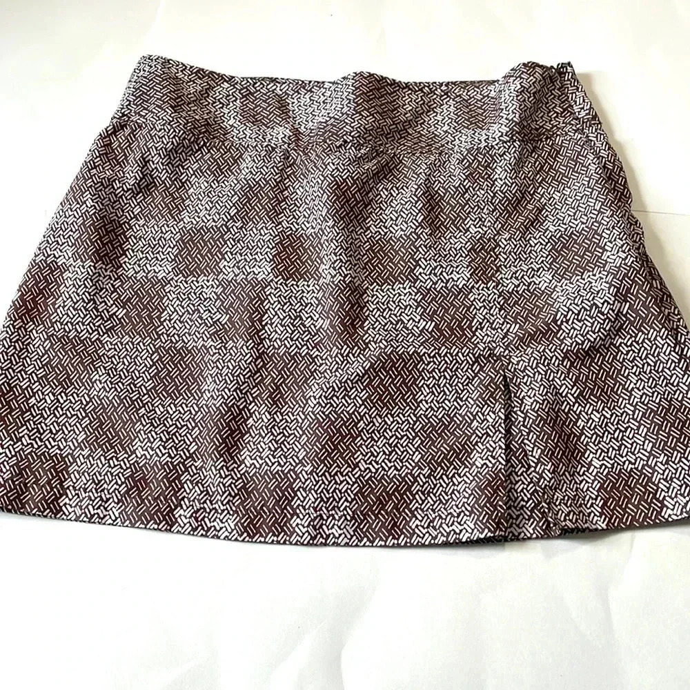 IZOD brown golf skort size 10